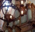  Organ case 