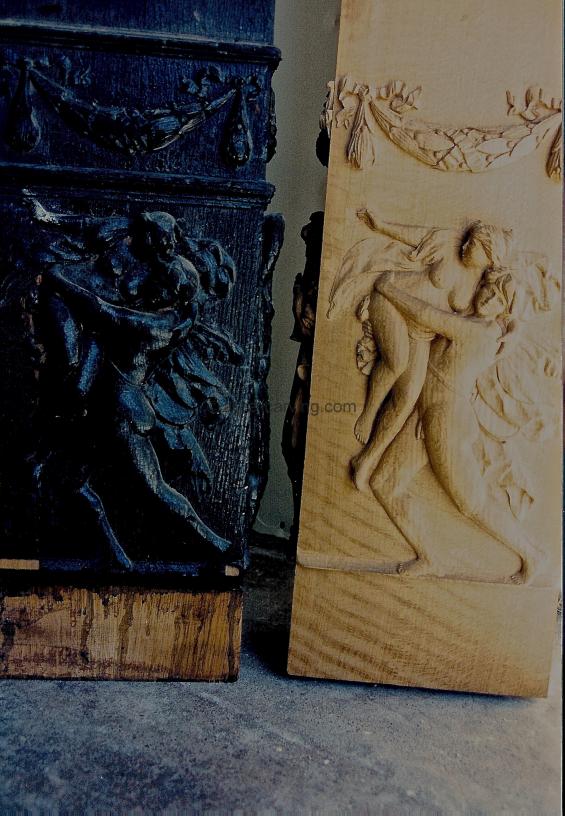  Pilaster column base