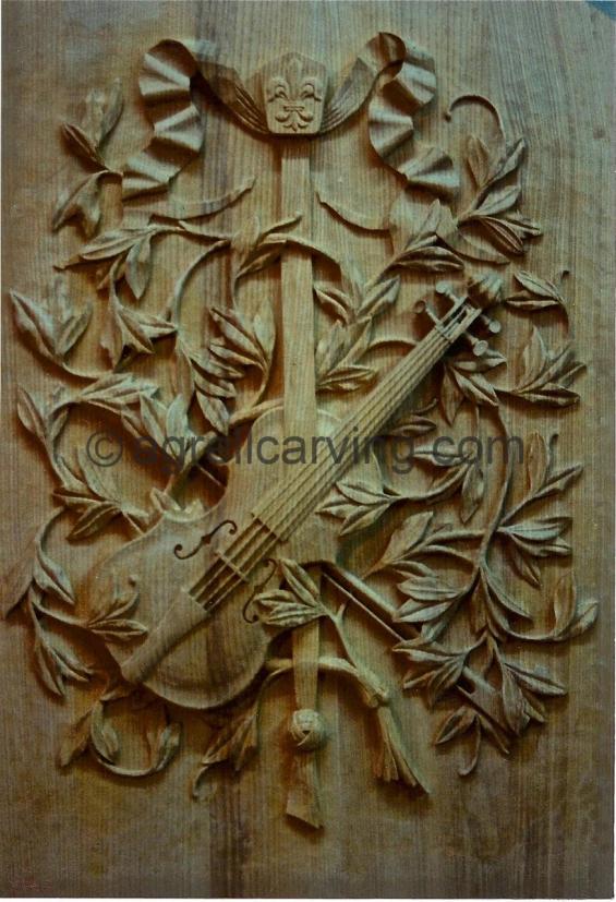 laurel leaf and violin