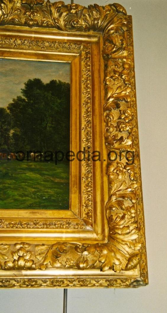 Gilt frame d'Orsay