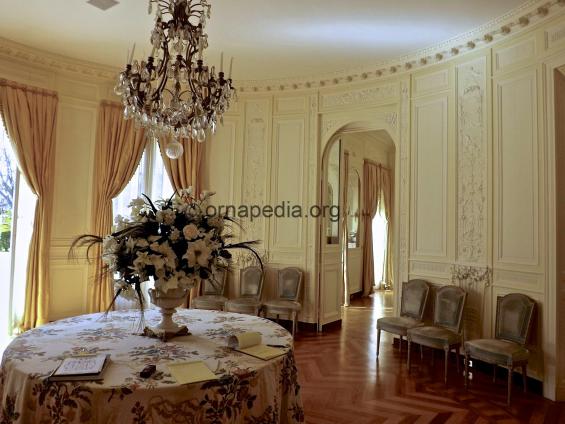 Bordeaux Room