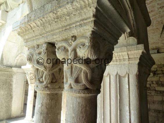 Romanesque capitals 