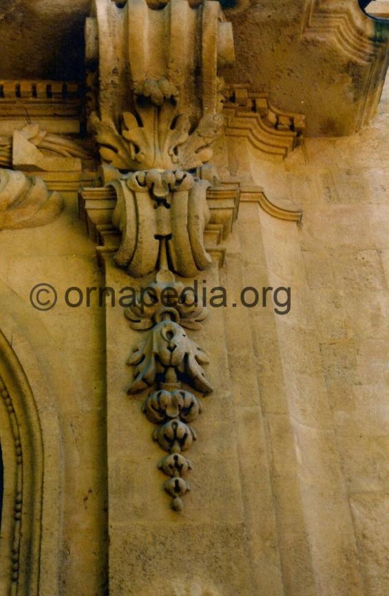 Stone carved bracket