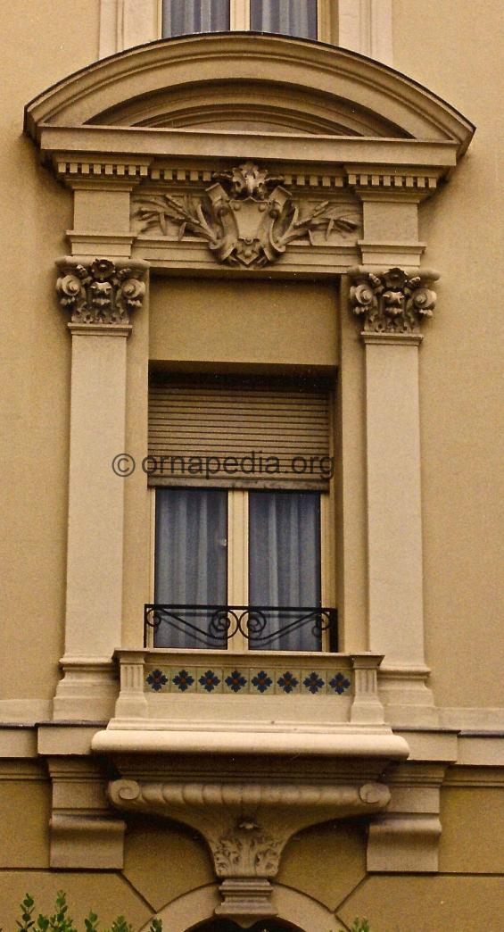 Monaco corbel