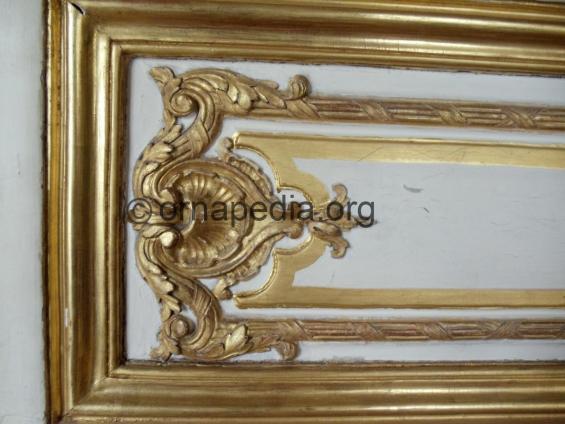 Versailles gilt wall panel