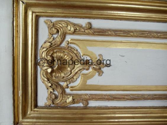 Versailles gilt wall panel