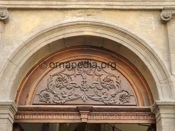 Over-door panel