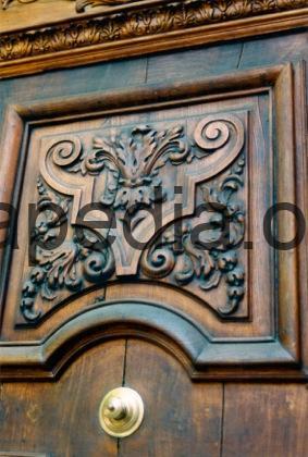 Door panel