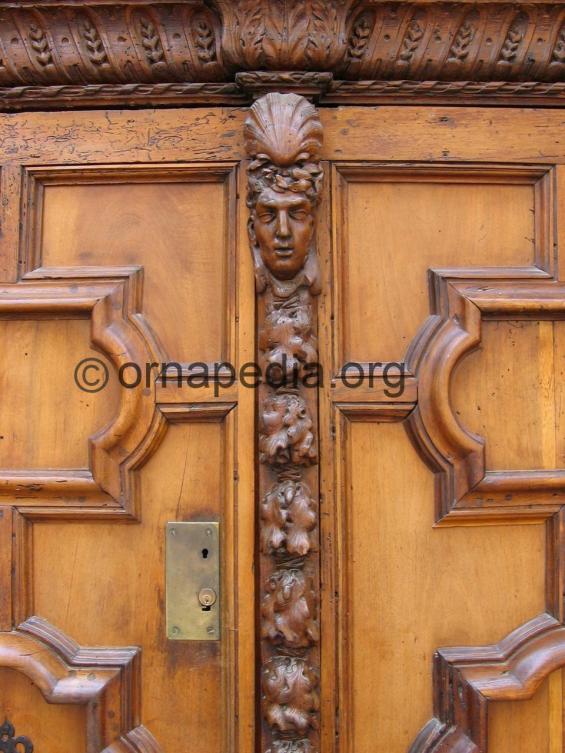 Door panel
