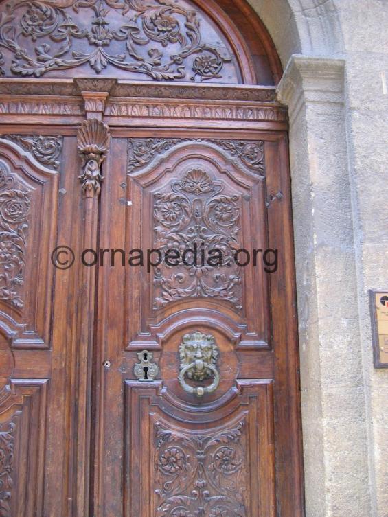 Door panel