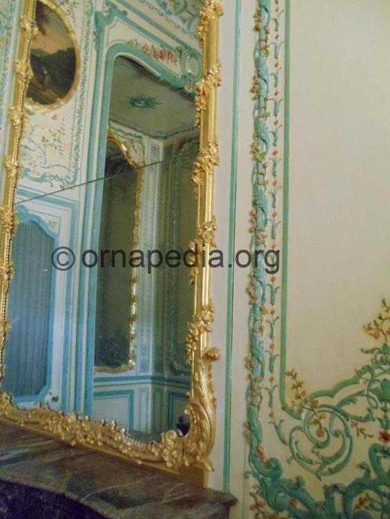 Versailles Gilt Mirror Frame