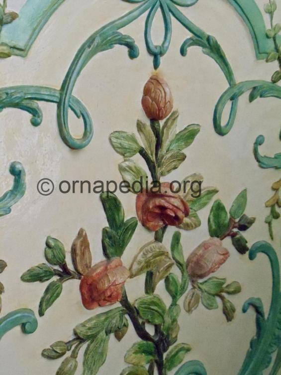 Versailles wall panel