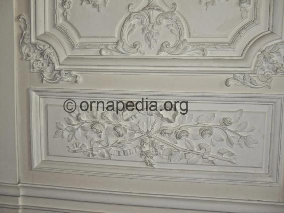 Versailles panel