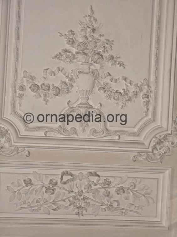 Versailles panel