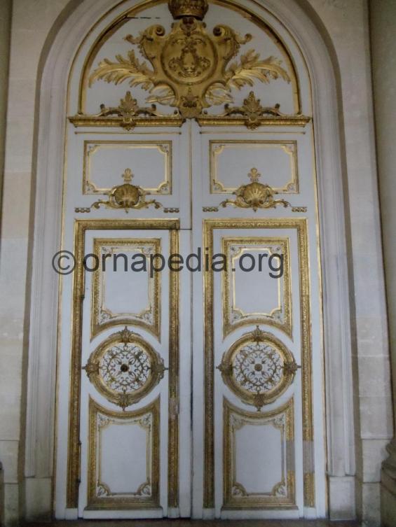 Versailles gilt doors
