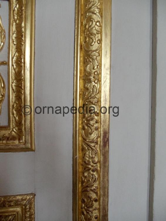Versailles doors detail