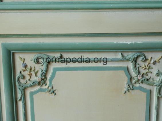  Versailles painted wall panel 