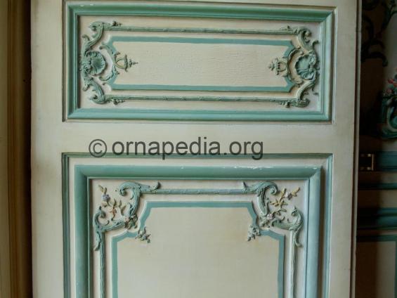 Versailles painted wall panel
