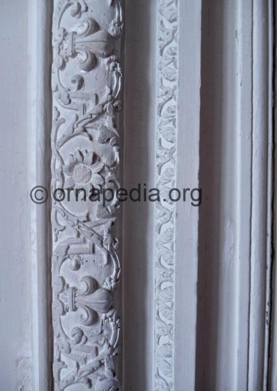 Carved door casing