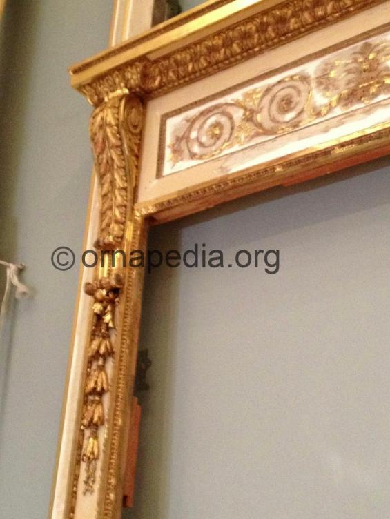  French architrave 