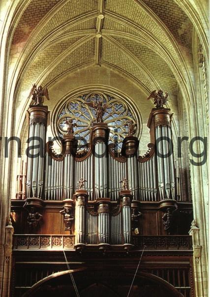 Organ case 