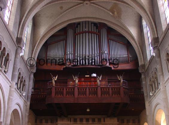 Organ case 