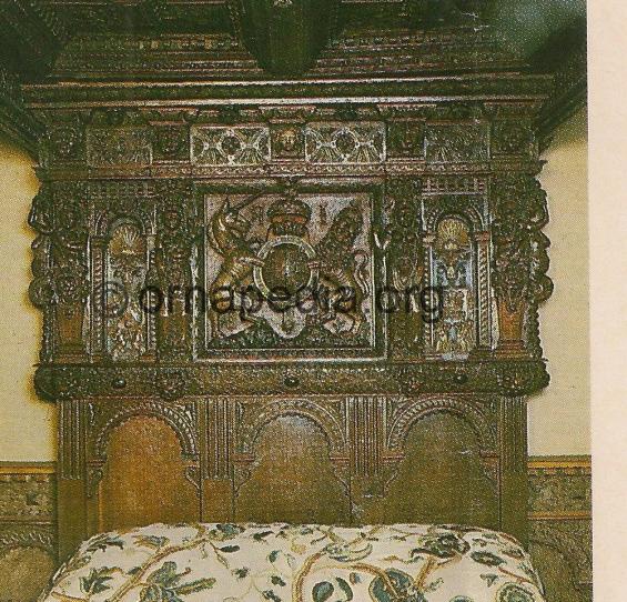 Four poster Tudor bed