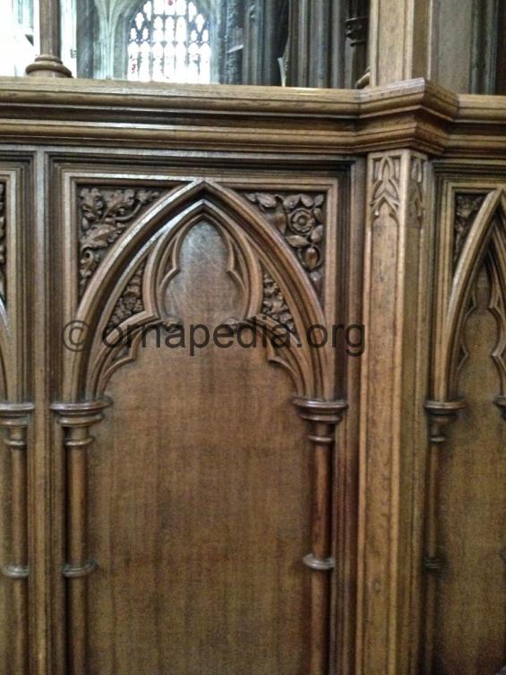Wood panel with tracery 